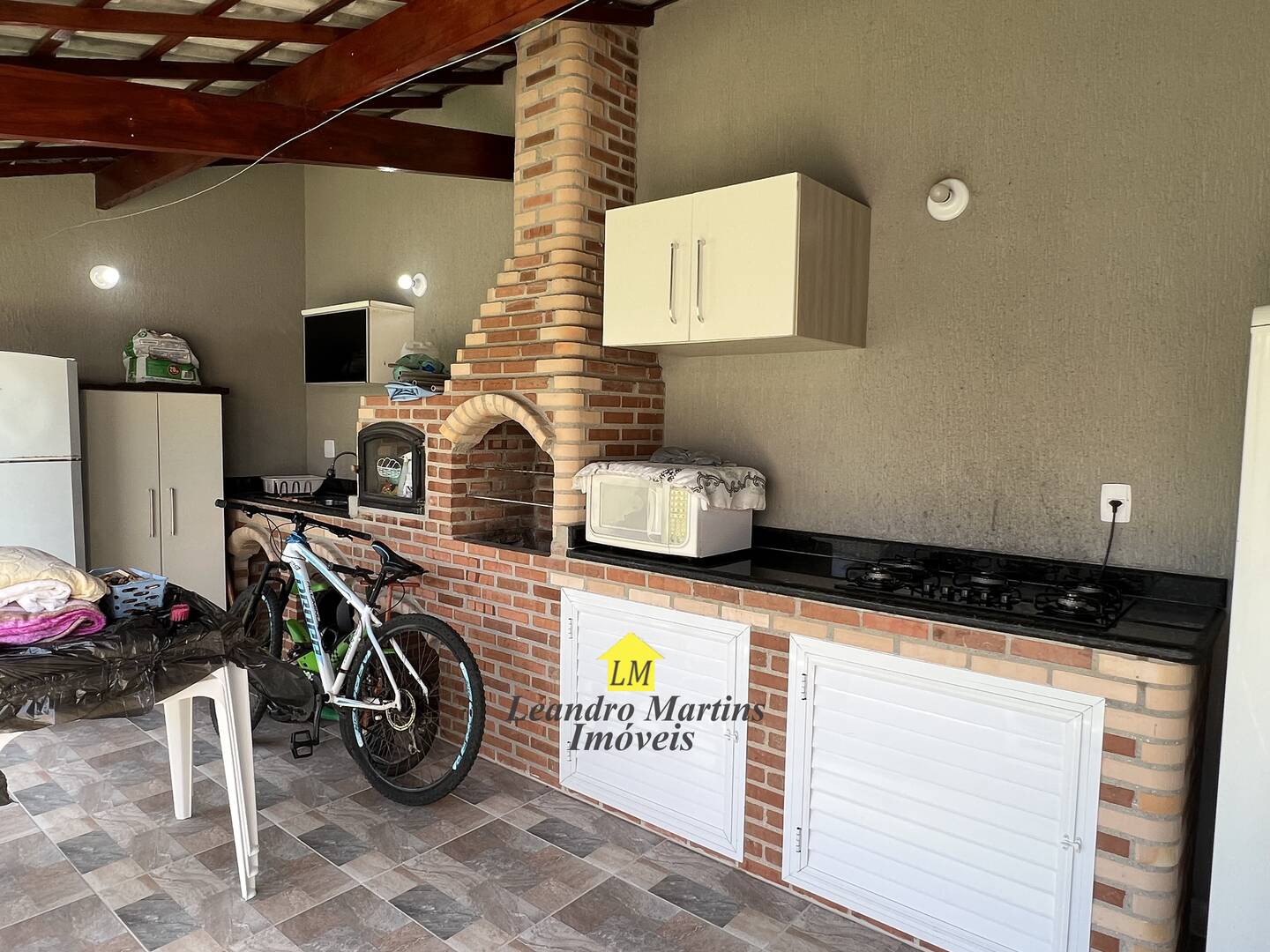 Casa à venda com 3 quartos, 300m² - Foto 14