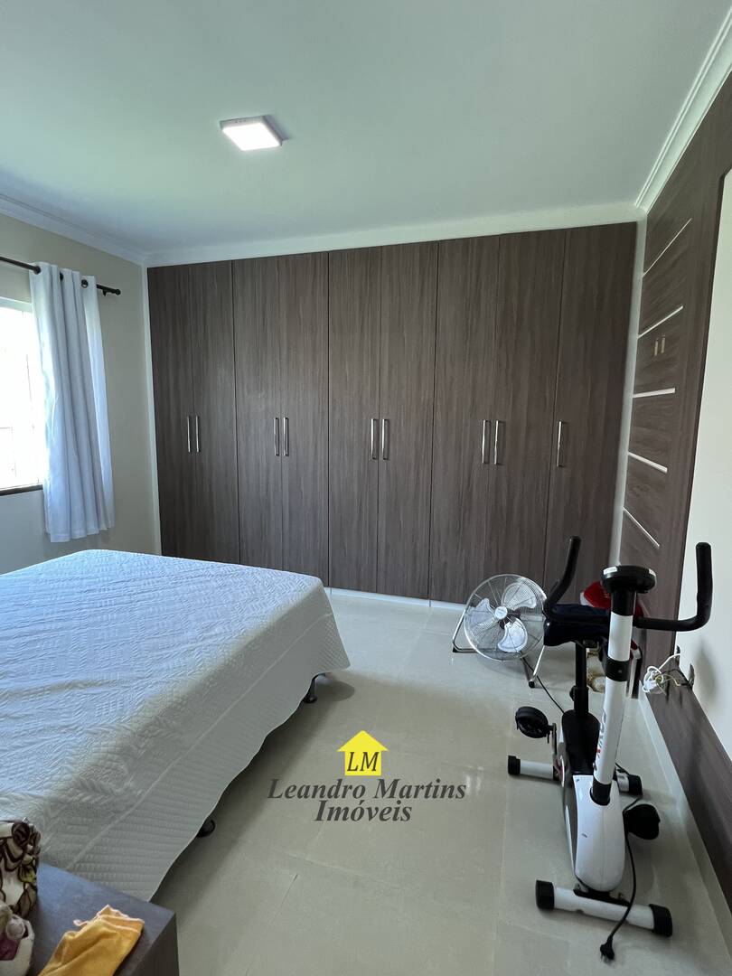 Casa à venda com 3 quartos, 300m² - Foto 55